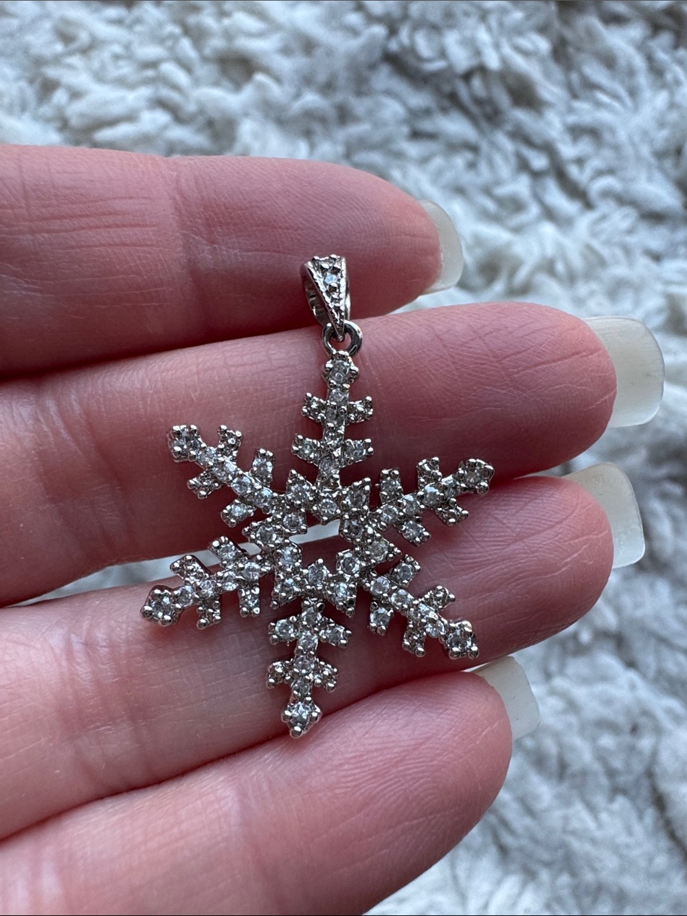 Sterling Silver Snowflake Pendant